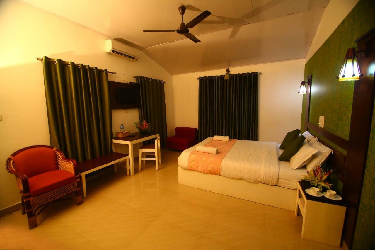 Green Palace Ayurveda Resort, Alleppey Alappuzha Zewnętrze zdjęcie