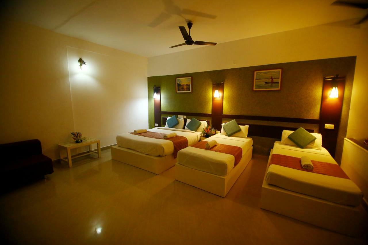 Green Palace Ayurveda Resort, Alleppey Alappuzha Zewnętrze zdjęcie