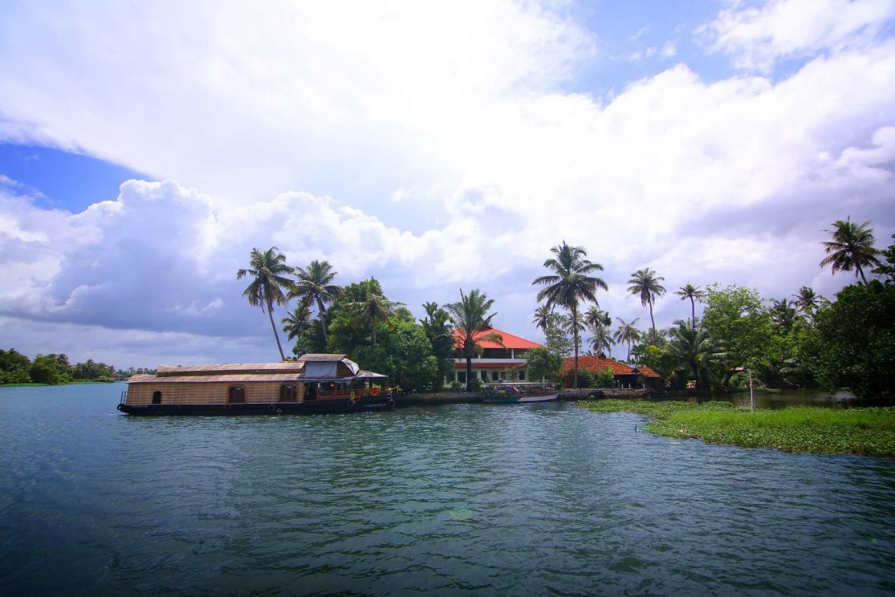 Green Palace Ayurveda Resort, Alleppey Alappuzha Zewnętrze zdjęcie