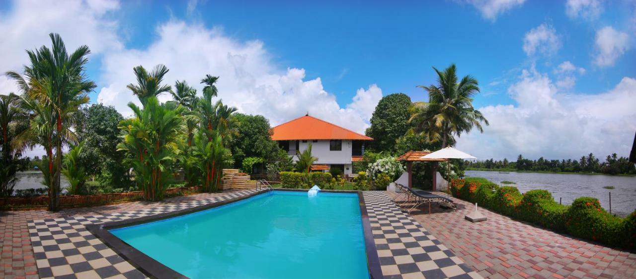 Green Palace Ayurveda Resort, Alleppey Alappuzha Zewnętrze zdjęcie